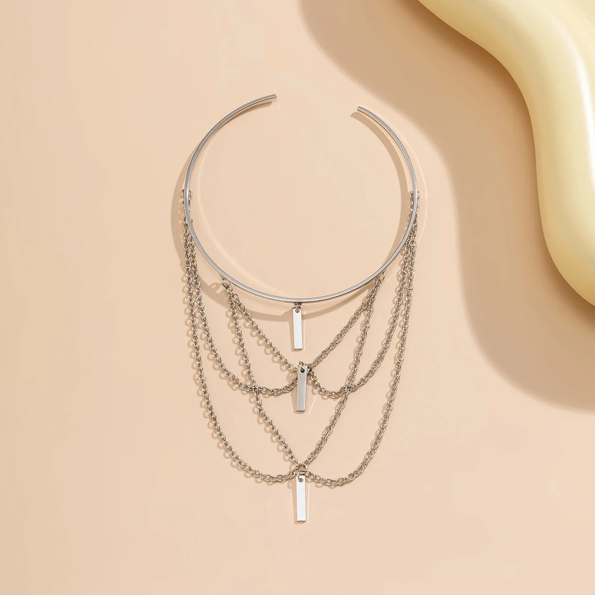 Pulseira de Braço Dourada com Borlas Elegantes, Pulseira de Braço Dourada, Pulseira Dourada Com Borlas, Pulseira Feminina, Loja Acessora