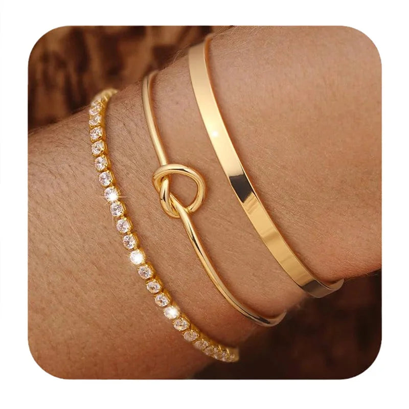 Conjunto Luxo: Pulseiras de Aço Banhadas a Ouro